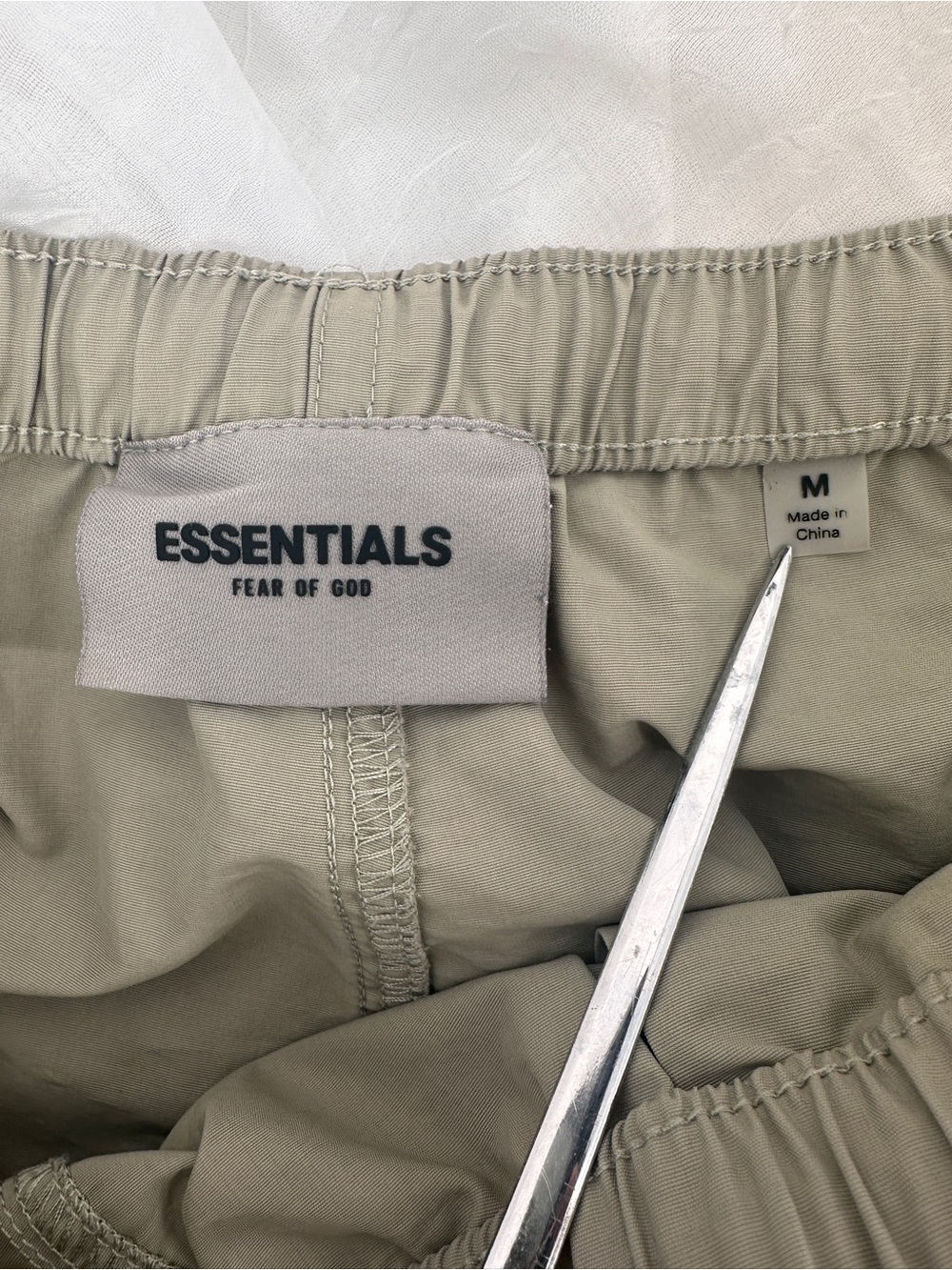 ESSENTIALS Shorts - Picture 6 of 7